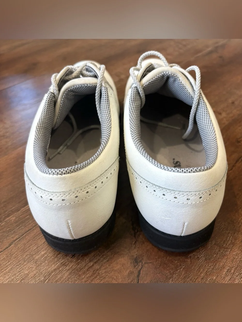 Footjoy Softjoys Terrains Golf Shoes Women Size 9.5M Gray and White Duramax Sole